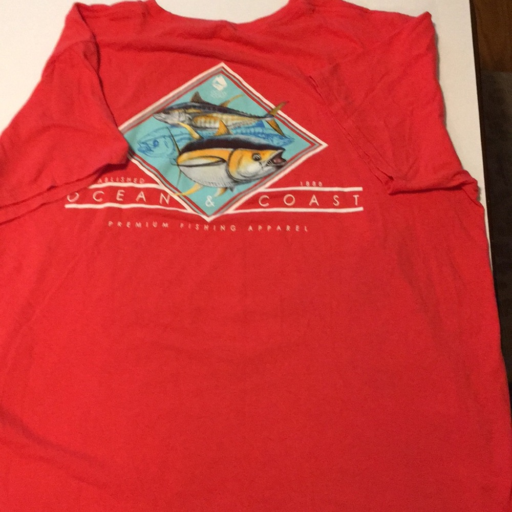 Men’s OCEAN+COAST T-Shirt salmon pink color